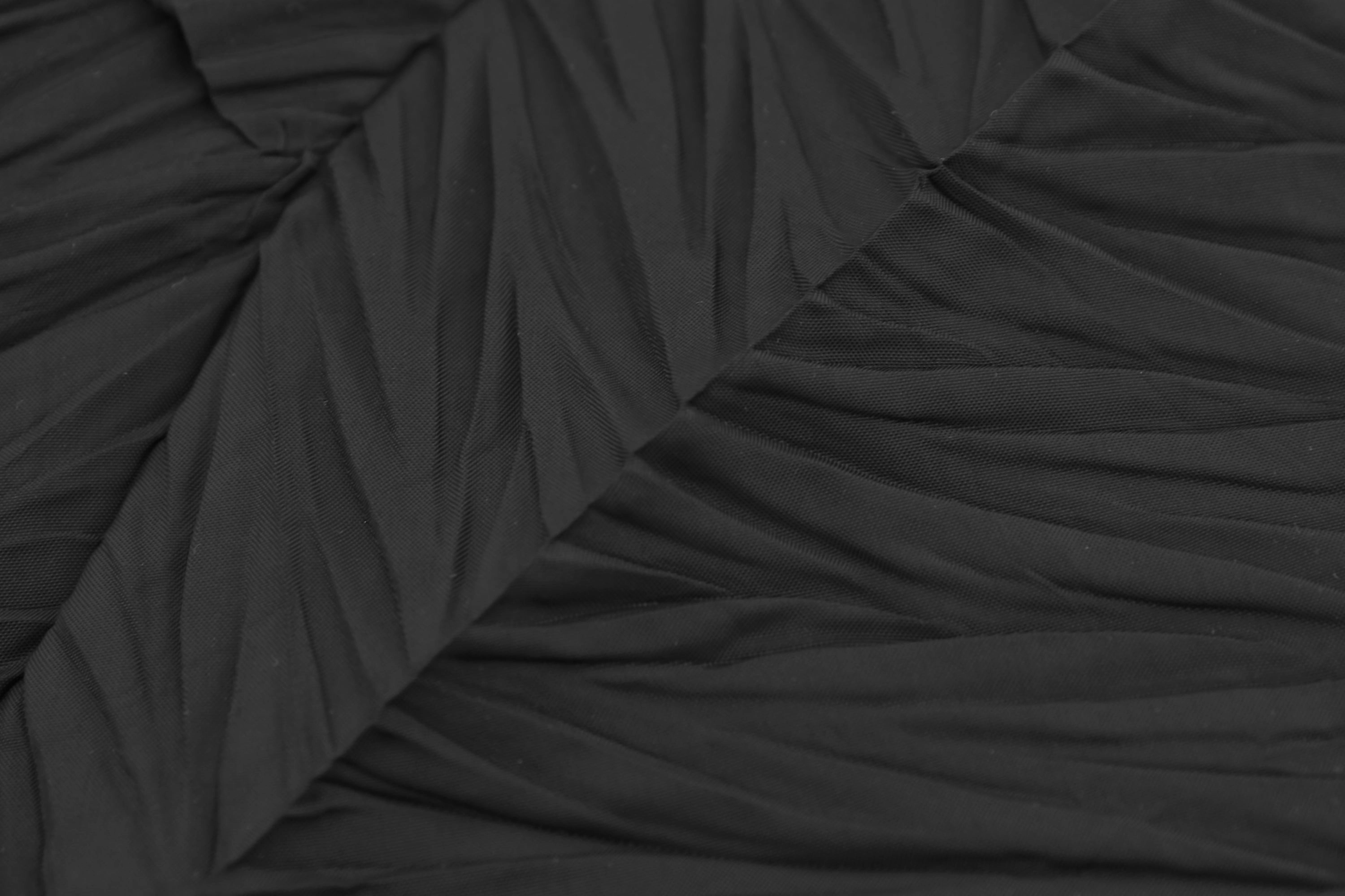 Distort Pleats Polyester Polo