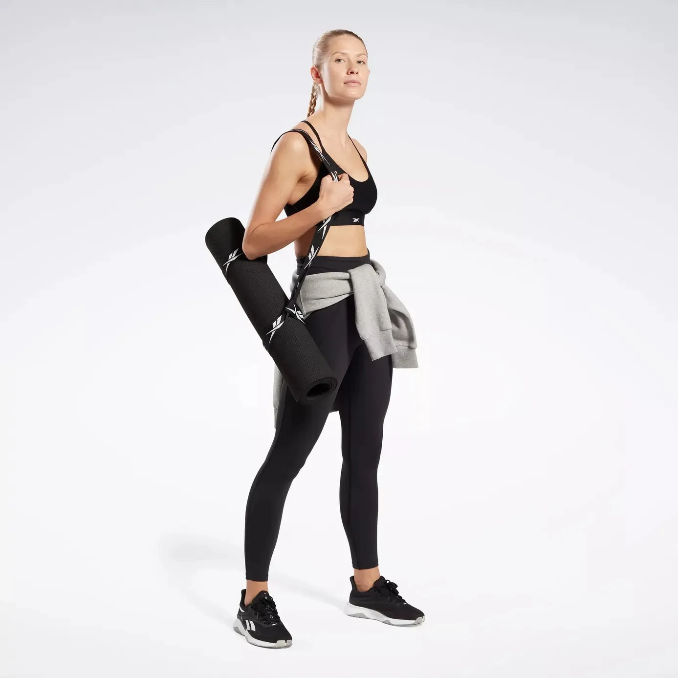 REEBOK WOMENS LUX STRAPPY BLACK SPORTS BRA