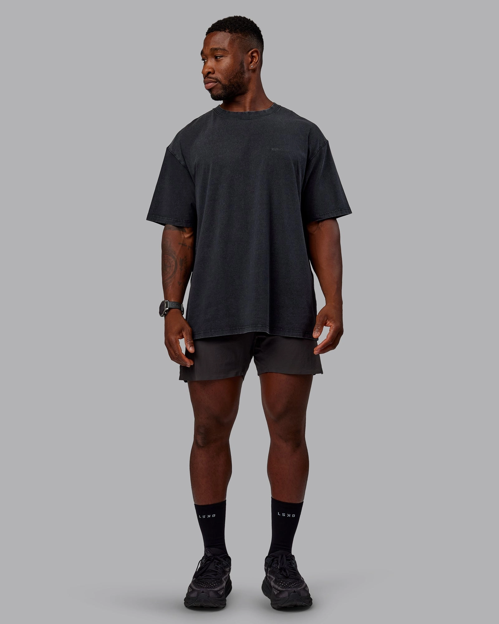 Washed RUN CLUB FLXCotton Tee Oversize - Black-Black