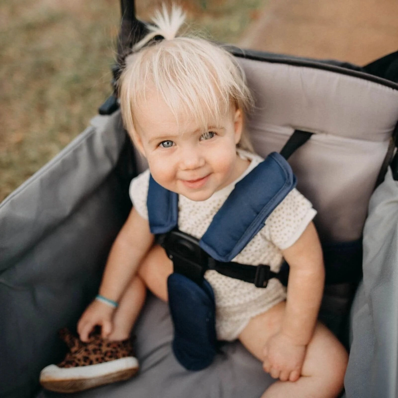 Wonderfold X2 Push & Pull Double Stroller Wagon - Midnight Blue