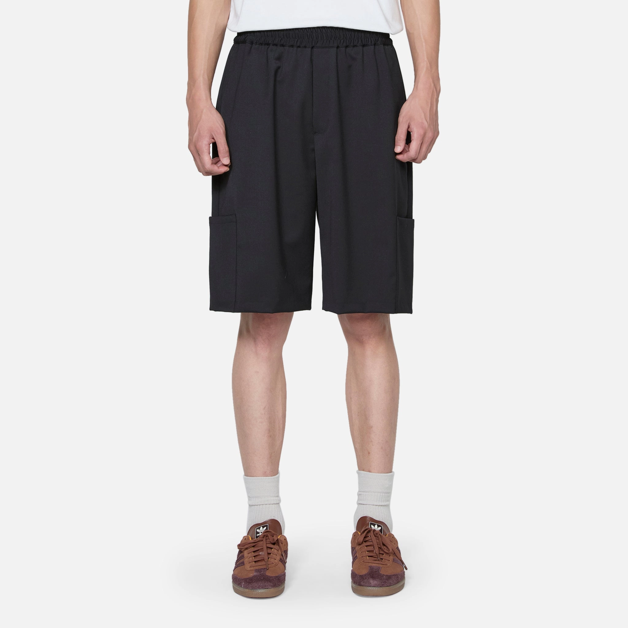 Wool Elasticated Wide Leg Cargo Short Black