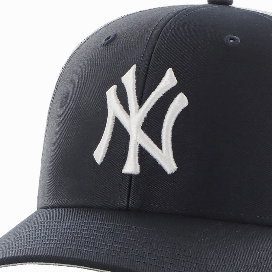 Yankees '47 Trucker
